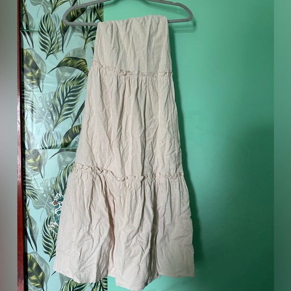 Long beige skirt - Picture 5 of 5